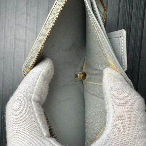 Louis Vuitton Yellow Vernis Zip Around wallet - Picture 5 of 6